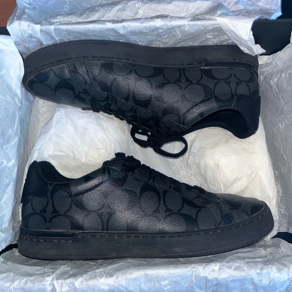 Coach shoes size 10 barely worn - Picture 7 of 7